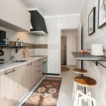 Coastal Escape Apartment *