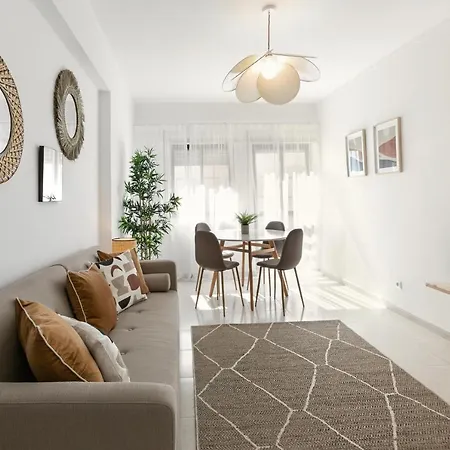 Coastal Escape Apartment *